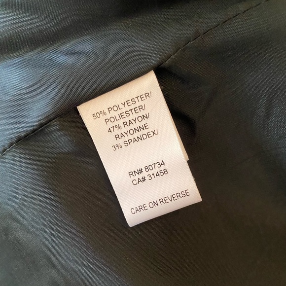 BCBG Tailored 2-Button Charcoal Suit Jacket - BNWT - Picture 9 of 10